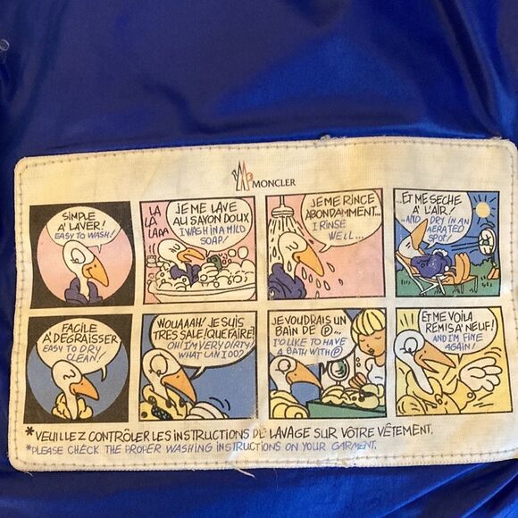 Moncler Kids Maya Quilted Hooded Down jacket. Cobalt Blue. Size 12 unisex. - Picture 9 of 11